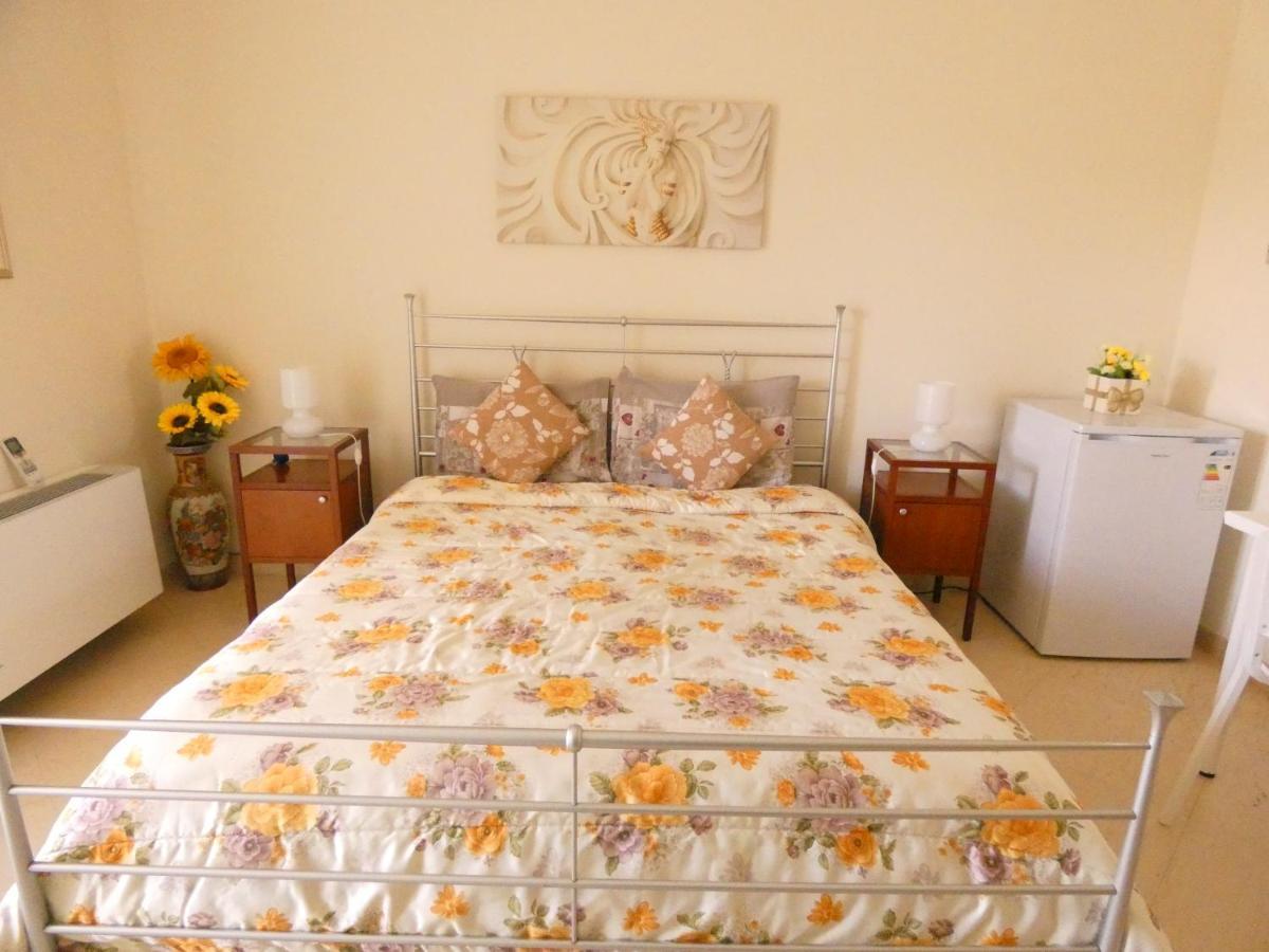 Villa Magnolia B&B ตาออร์มินา ภายนอก รูปภาพ